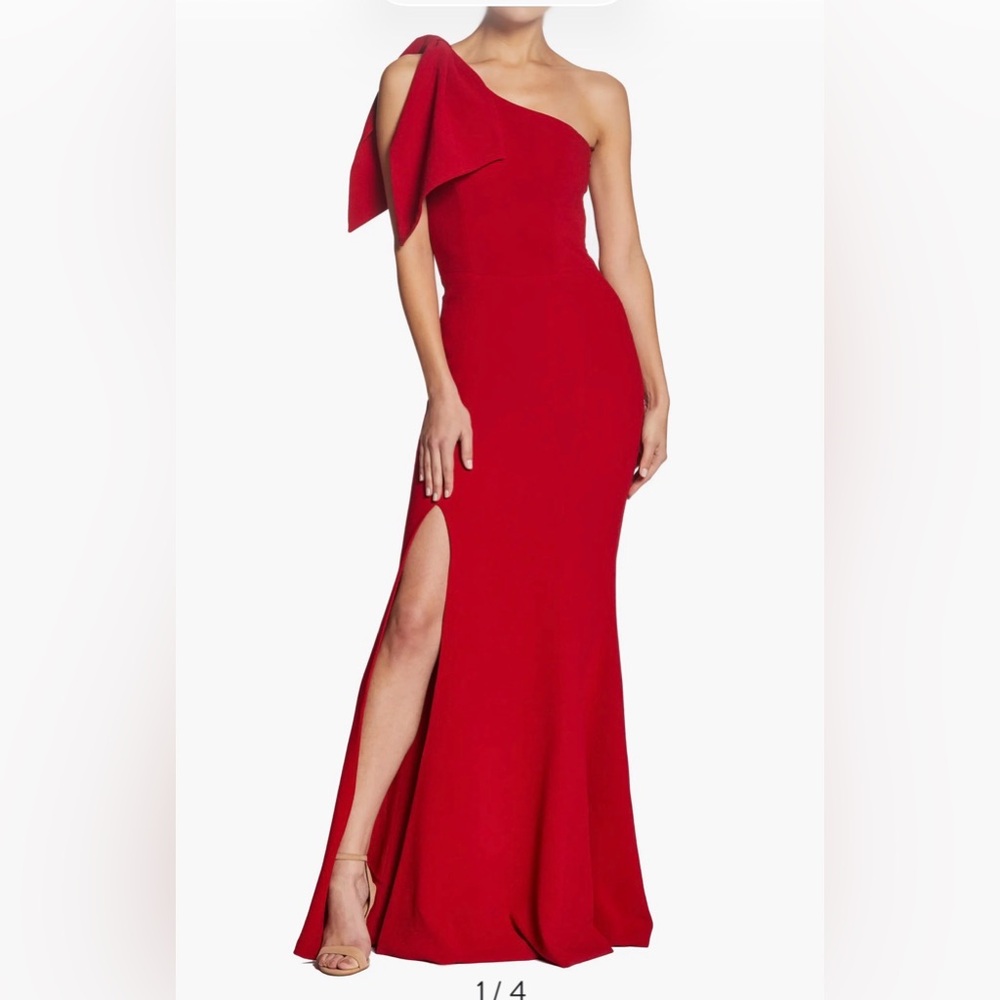 NEW Dress the Population Georgina One Shoulder Crepe Gown, Large, Red